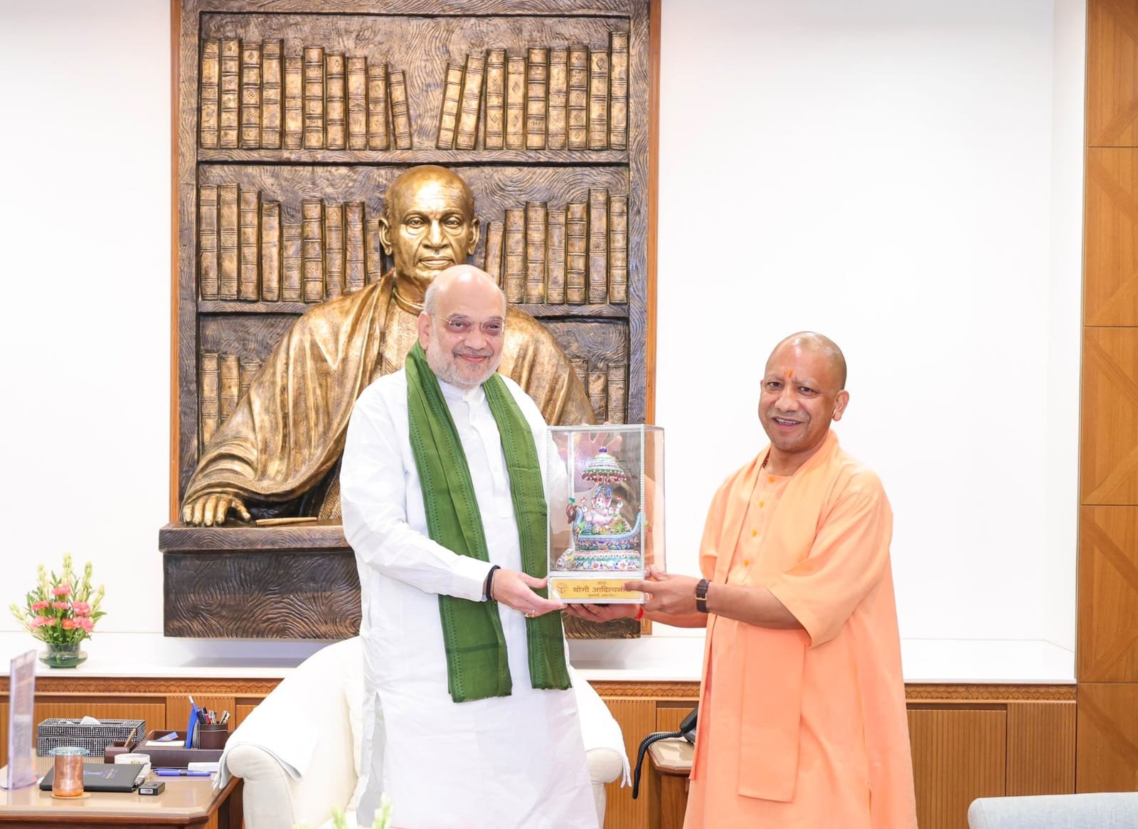 दिल्ली में गृह मंत्री अमित शाह से मिले सीएम योगी, क्या तैयार हुआ ‘मिशन 2027’ का प्लान