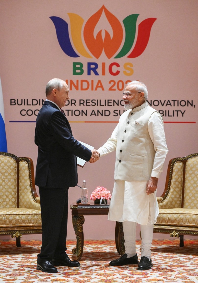 BRICS 2026: भारत मंडपम में 45 मिनट चली PM मोदी और पुतिन की बैठक, बोले- यूक्रेन संघर्ष खत्म कराने में मदद को तैयार